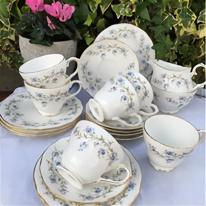 Duchess 'Bluebell' Tea and Saucer Set Extra